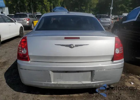 2009 Chrysler 300 Touring from USA, damaged, VIN 2C3KA53V29H528551
